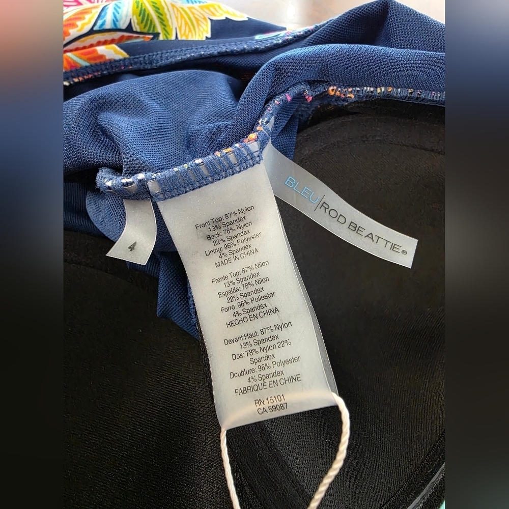 NWT Bleu Rod Beattie Navy Blue Floral One-Piece Swimsuit Underwire | Size 4 - Picture 7 of 8